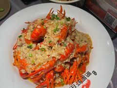-肥肥虾庄·金牌油焖大虾(汉口城市广场店)
