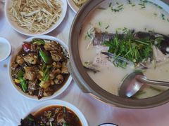 -天乐农家鱼头王(天目湖店)