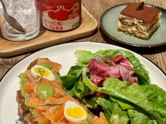-Common Table · Brunch & Coffee