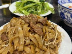 -一哥美食(总店)