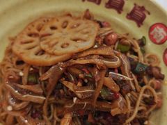 -周真真南昌拌粉·瓦罐汤(敦化路店)