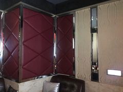 -好乐迪(张扬路八佰伴店)