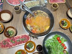 -贵厨酸汤牛肉(小十字店)