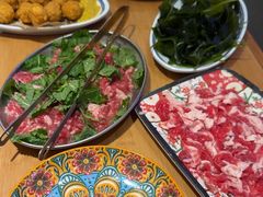 -洱火云南酸菜牛肉火锅(石景山当代商城店)