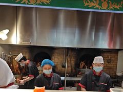 -梅利汴京烤鸭•开封豫菜地标店(东大街店)