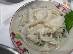 -捞小鲜虾滑海鲜自助火锅(嵊州吾悦店)