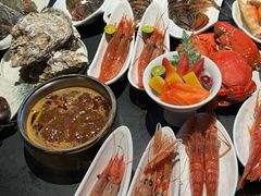 -雍容荟帝王蟹活龙虾展台自助(IFS黑金店)