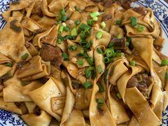 排骨焖饼-壹阁胡羊焖饼(特色小吃街店)