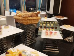 -东方豪景花园酒店·怡景旋转餐厅