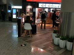 -肯德基(虹桥机场T2北指廊精选外卖点店)