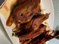 -新天明砂锅鱼头煲