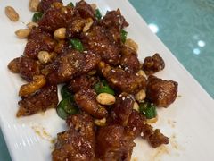 酱爆痳仁鸭丁-六和聚传统烤鸭.天津菜(和平店)