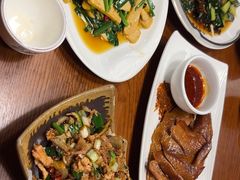 宣威小炒肉-宣威山野人家·云南菜·菌火锅(金碧店)