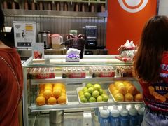 -CoCo都可(湖滨银泰店B区店)