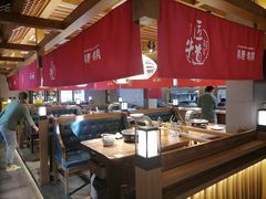 -明洞阿姨·韩式酱蟹烤肉·创意料理(三元桥店)