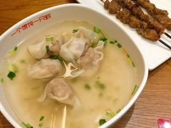 虾仁大馄饨-南城香(北京南站店)