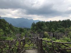 -梭布垭石林景区