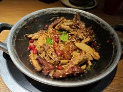 -吃饭皇帝大土家民族菜(正大广场店)