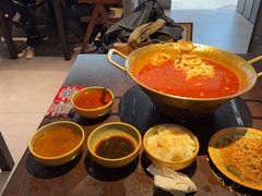 -张翻越·川渝冒菜·武汉黑鸭煲(城北万象城店)