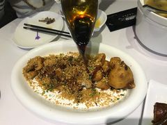 -铜锣湾·有麝自然香(渝北财富中心店)