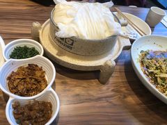 -九转小磨·非遗东北菜(群力店)