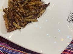 -香巴拉云南餐厅(华莱坞店)