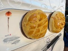 酥皮菠萝包-粤秀小厨·广式早茶(辽宁路店)
