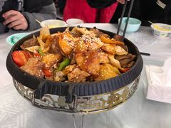 -撒拉人家.酸菜牦牛肉火锅