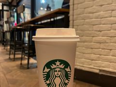 红茶拿铁-星巴克臻选(佛山佛罗伦萨小镇店)
