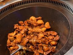 -山河屯铁锅炖·非遗东北菜(南山店)