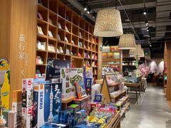 -百新书局(尚悦湾店)