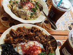 -CowCow其其·牛杂咖啡公司(六运店)