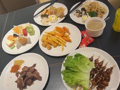 -涨巢·潮玩水疗局