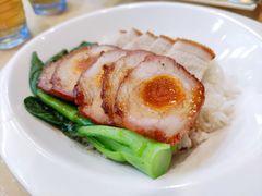 咸蛋叉烧拼烧肉-九龙湾茶餐厅(东门店)