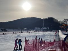 -中旅松花湖滑雪场
