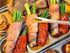 -叽叽扎扎烤肉场(生态城万达店)