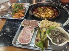 -灌县老妈砂锅串串香(万科红生活广场店)