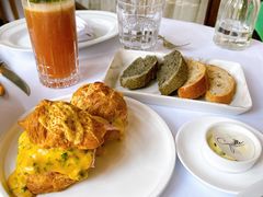 周末早午餐班尼迪克特蛋-壳里西餐厅Coquille Seafood Bistro(蒙自路店)