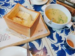 -绿茶餐厅(珞珈创意城店)