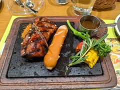 -西语炭烧牛排·西厨(石龙店)
