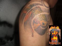 -小辫刺青洗纹身