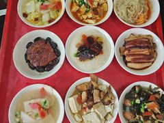 -蓝田九大碗民俗食府(蓝田店)