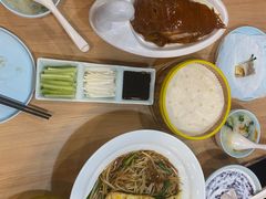 -宏状元现熬粥·京味菜(黄寺大街店)