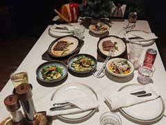 -Mogul Eatery·大亨餐酒馆