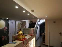 -同芙舍予专业健康美容