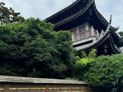 -龙华寺