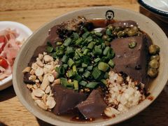 -谢老五跷脚牛肉·非遗传承店