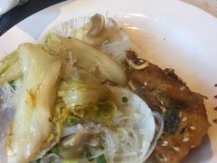 -丝路天山酒店(国际大巴扎店)