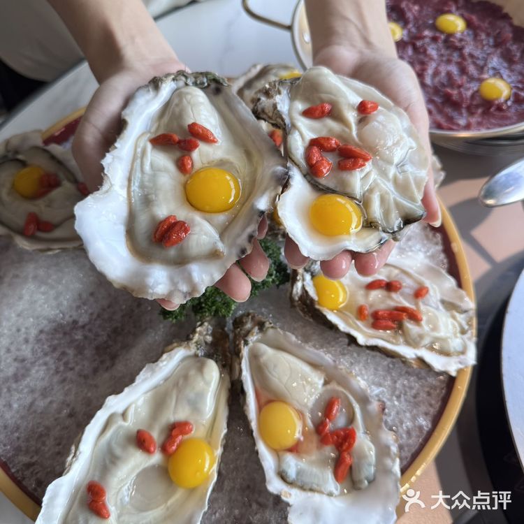 来三亚就办两件事！看周董演唱会和吃糟粕醋