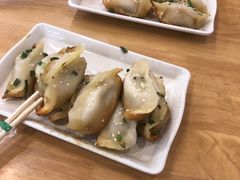 -小姜锅贴(凤凰街店)
